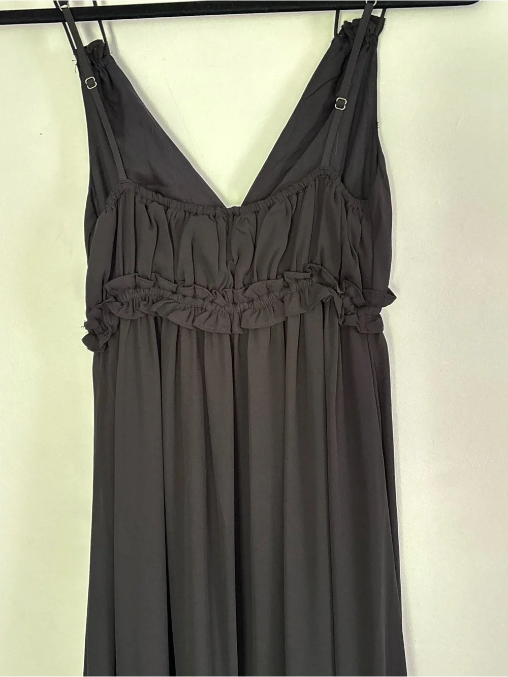 Abercrombie & Fitch Floaty Femme Black Vneck Double strap Tiered Dress Small N59